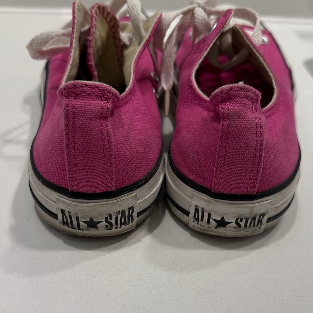 Pink Converse - Picture 2 of 3
